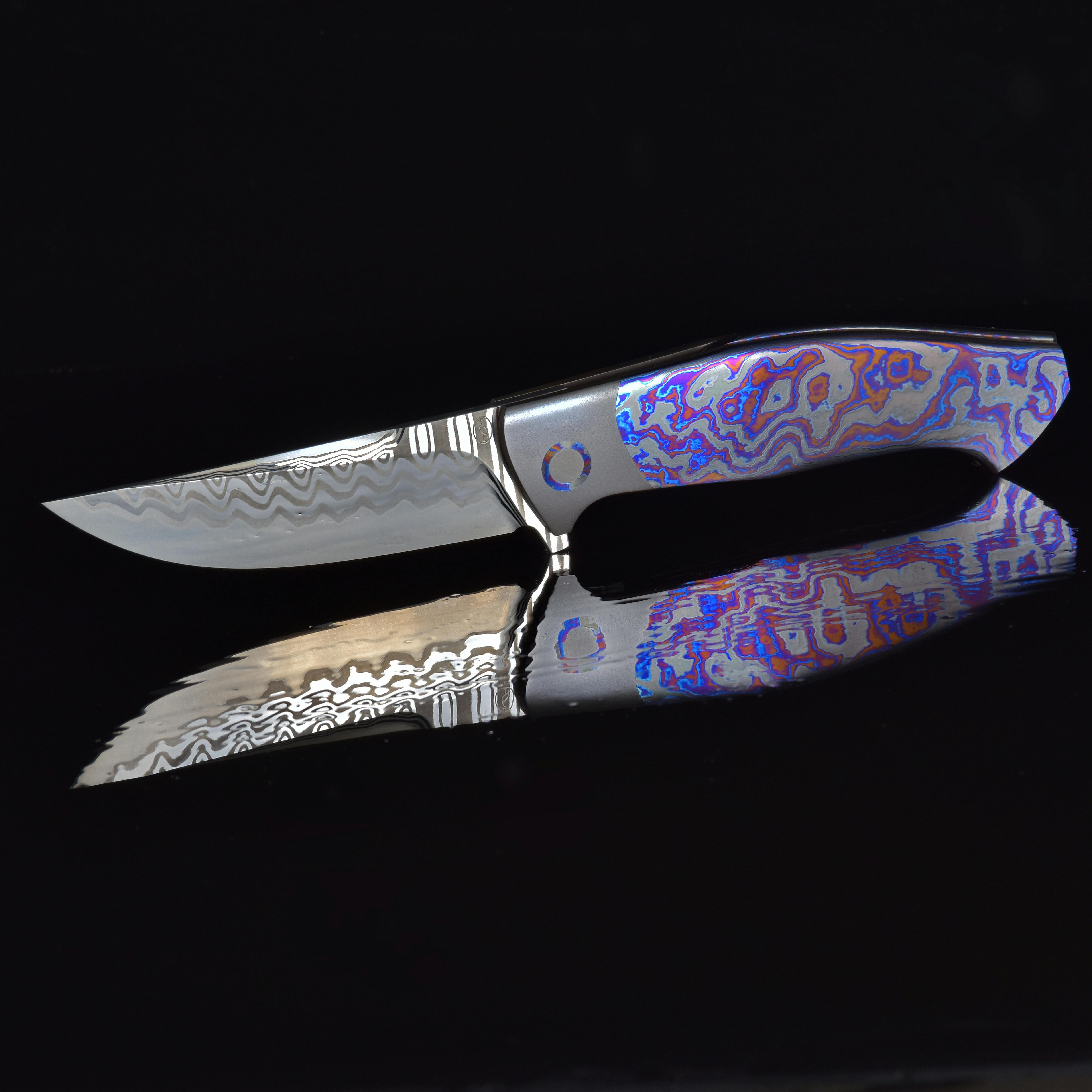 Damascus knife